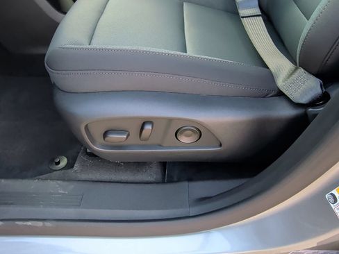 New 2026 GMC Terrain AT4 w/ Technology Package II AWD/4WD image 14