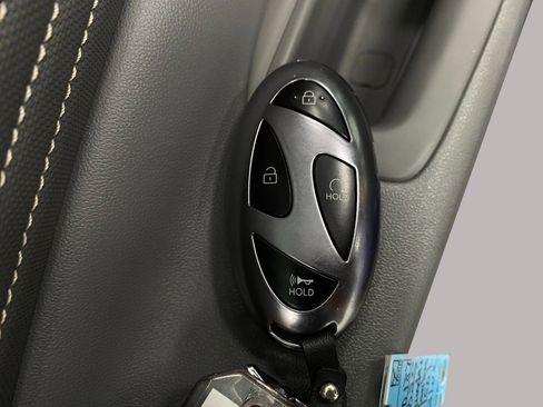 Used 2025 Hyundai Elantra SEL FWD image 33