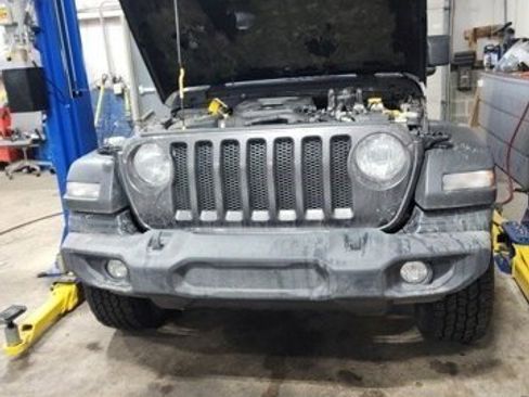 Used 2022 Jeep Wrangler Unlimited Sport image 15