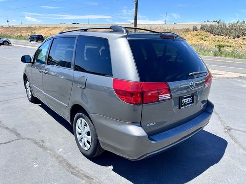 Used 2004 Toyota Sienna LE FWD image 4