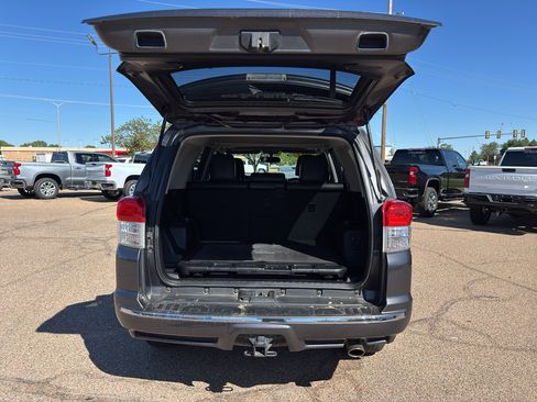 Used 2013 Toyota 4Runner Limited w/ Convenience Pkg AWD/4WD image 18