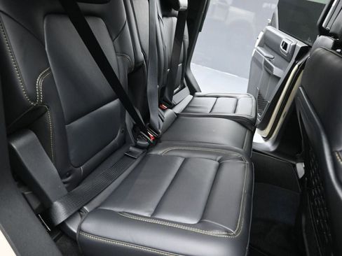 New 2025 Ford Bronco Badlands image 26
