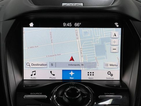 Used 2017 Ford Escape Titanium image 10