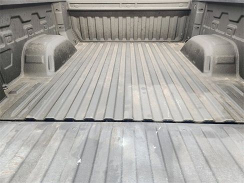 Used 2023 Chevrolet Silverado 1500 Custom image 32