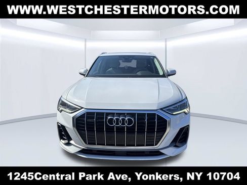 Used 2022 Audi Q3 2.0T Premium Plus AWD/4WD image 2