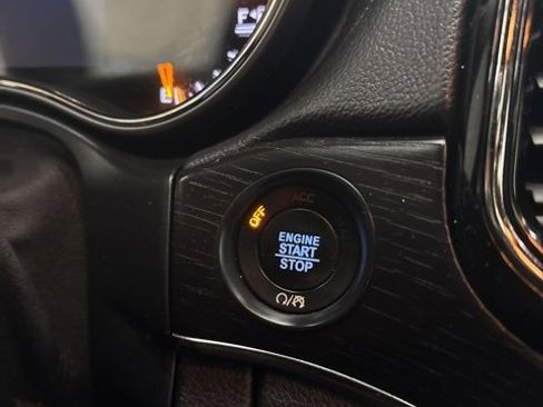 Used 2019 Jeep Grand Cherokee High Altitude image 14