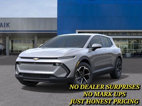 New 2026 Chevrolet Equinox EV LT image 4