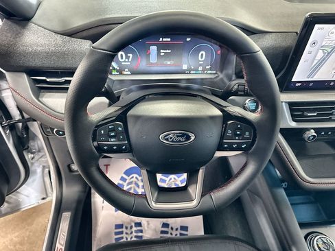 New 2026 Ford Explorer ST-Line w/ ST-Line Street Pack RWD image 17