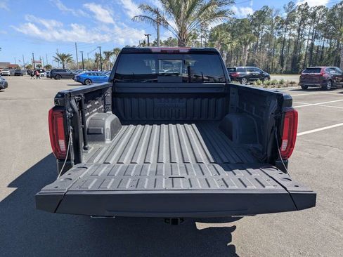 Used 2025 GMC Sierra 1500 Denali w/ Denali Reserve Package AWD/4WD image 12