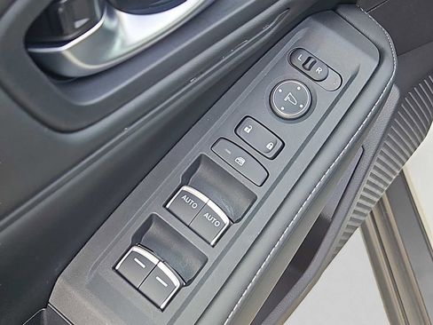 Used 2025 Honda Accord Sport image 24