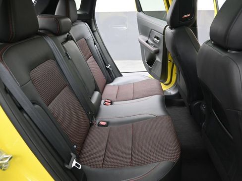 Used 2025 Nissan Kicks SR w/ SR Premium Package FWD image 32