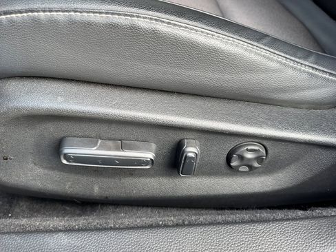 Used 2018 Honda Accord Sport image 13