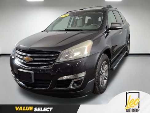 Used 2016 Chevrolet Traverse LT w/ Traveler's Package FWD image 1