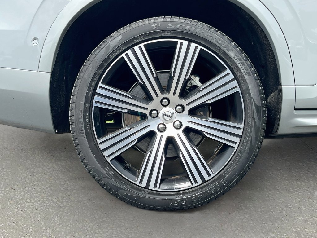 Used 2024 Volvo XC90 B6 Plus AWD/4WD image 31