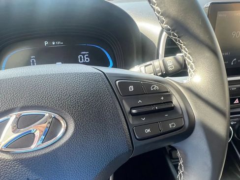 Used 2026 Hyundai Venue SEL FWD image 21
