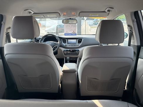 Used 2018 Hyundai Tucson SEL FWD image 8