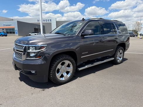 Used 2017 Chevrolet Tahoe LT w/ LT Signature Package AWD/4WD image 1
