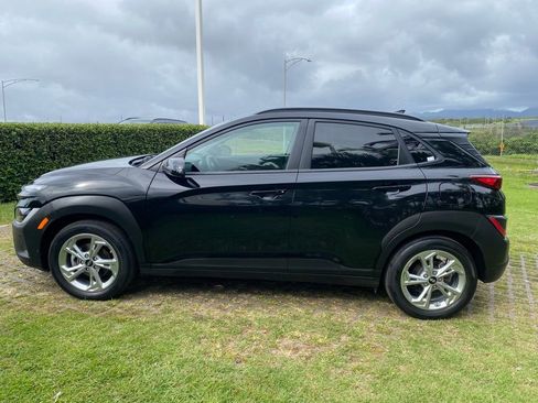 Used 2023 Hyundai Kona SEL w/ Cargo Package FWD image 4