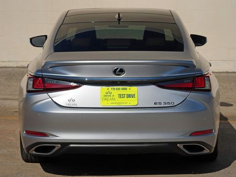 Used 2022 Lexus ES 350 Ultra Luxury w/ Accessory Package 2 image 57