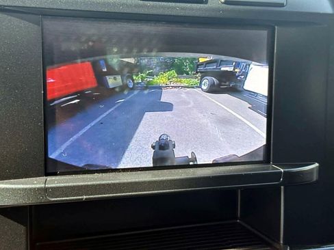 Used 2024 Ford F550 4x4 Regular Cab Super Duty image 18