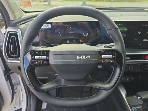 New 2026 Kia Sorento LX image 28