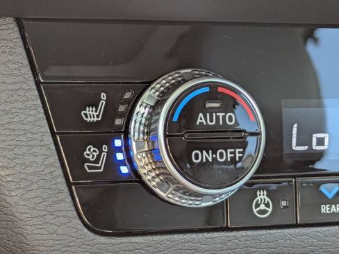 New 2026 Mitsubishi Outlander SEL FWD image 24