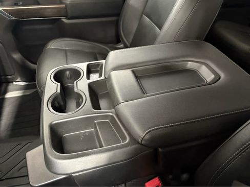 Used 2019 Chevrolet Silverado 1500 LT w/ All-Star Edition AWD/4WD image 24