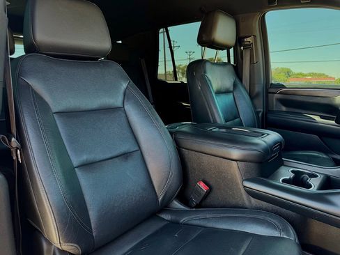 Used 2021 Chevrolet Tahoe LT image 23