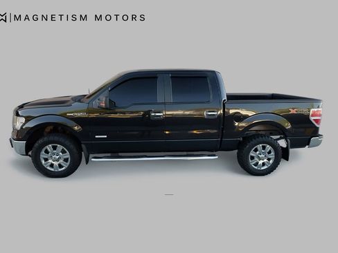 Used 2012 Ford F150 XLT w/ XTR Pkg image 2