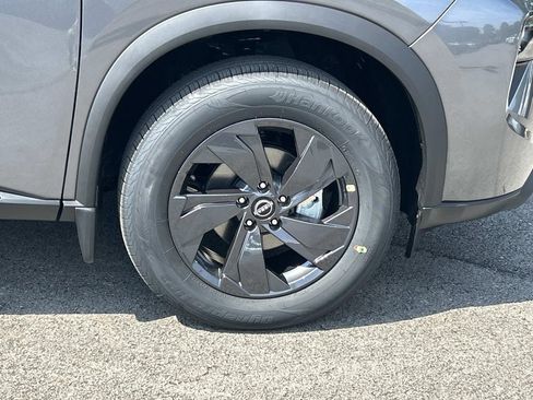 New 2026 Nissan Rogue SV AWD/4WD image 9