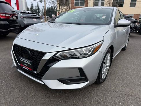 Used 2022 Nissan Sentra S image 3