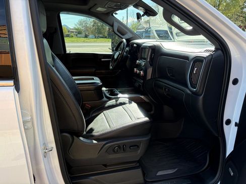 Used 2020 GMC Sierra 3500 Denali w/ Denali Ultimate Package image 7