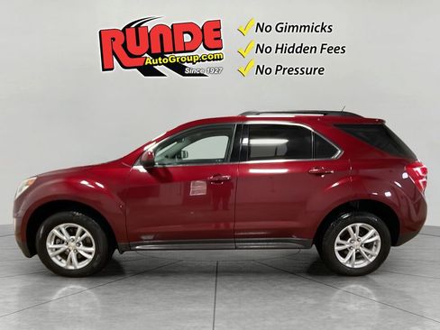 Used 2017 Chevrolet Equinox LT w/ Convenience Package image 3