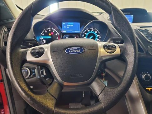 Used 2015 Ford Escape SE FWD image 18