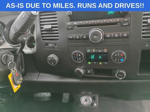 Used 2010 Chevrolet Silverado 1500 LT w/ Power Pack Plus AWD/4WD image 19