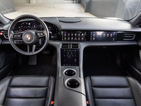 Used 2020 Porsche Taycan 4S image 12