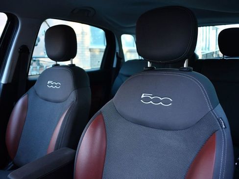 Used 2014 FIAT 500L Trekking w/ Popular Equipment Group image 24