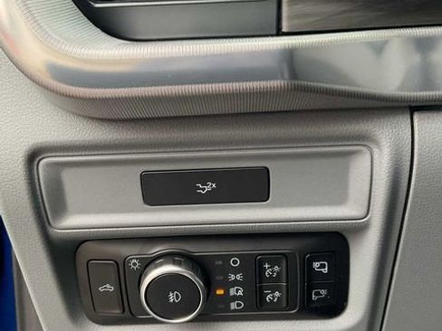 Used 2026 Ford F150 Lariat w/ Equipment Group 501A Mid image 39