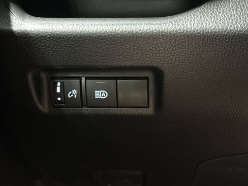 Used 2024 Toyota RAV4 XLE FWD image 18