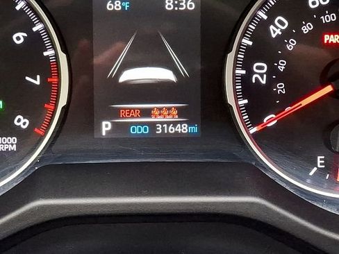 Used 2022 Toyota RAV4 XLE w/ Convenience Package AWD/4WD image 20