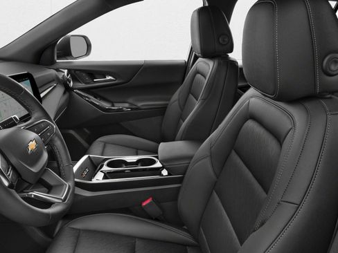 New 2026 Chevrolet Equinox LT FWD image 6