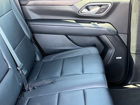 Used 2023 Chevrolet Tahoe LT RWD image 11