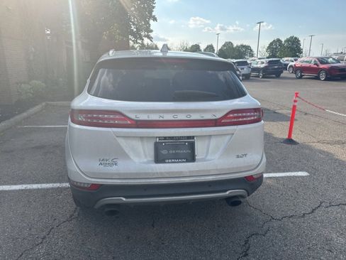 Used 2017 Lincoln MKC Premiere image 8