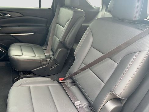 Used 2025 Chevrolet Traverse Z71 w/ Enhanced Driving Package AWD/4WD image 25