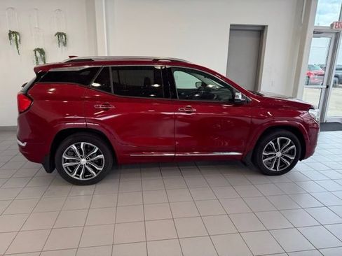 Used 2018 GMC Terrain Denali w/ Comfort Package AWD/4WD image 40