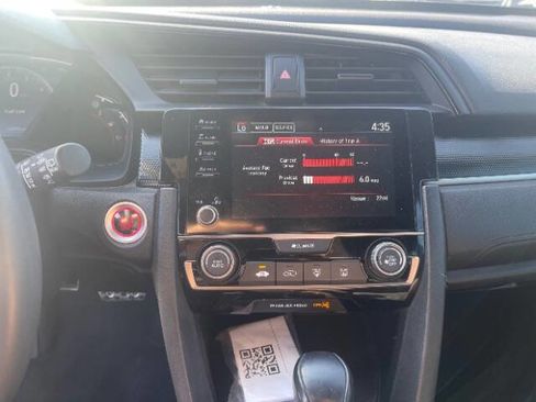 Used 2020 Honda Civic Sport image 13