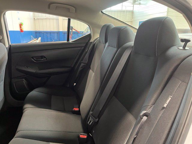 Used 2025 Nissan Sentra SV FWD image 19