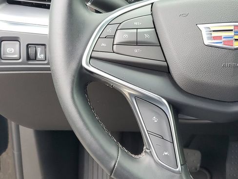 Certified 2024 Cadillac XT5 Luxury AWD/4WD image 11