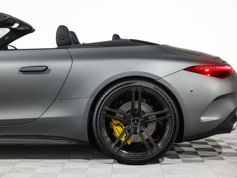 Used 2023 Mercedes-Benz SL 63 AMG 4MATIC image 15