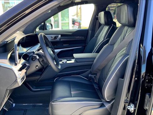 New 2026 Cadillac Vistiq Platinum image 12